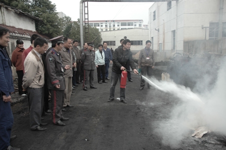 消防安全培訓(xùn)與現(xiàn)場實(shí)戰(zhàn)演練